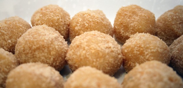 207. Brigadeiros de amêndoas